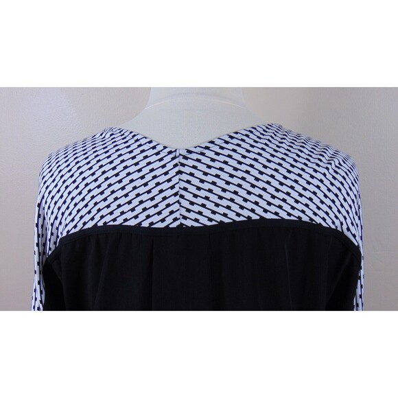 Lane Bryant Top Women's 18 / 20 Dolman Sleeve Striped V-Neck Tee Stretch S/S - Picture 8 of 9